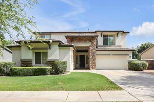 featured image of 2922 E Lexington Ave