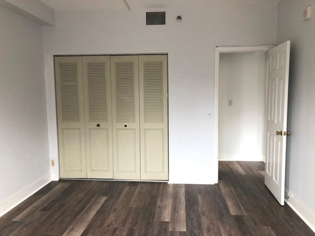 487 Commonwealth Ave - Photo 6 of 13