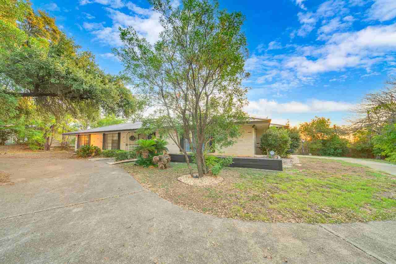 605 605 Squires - Photo 4 of 50