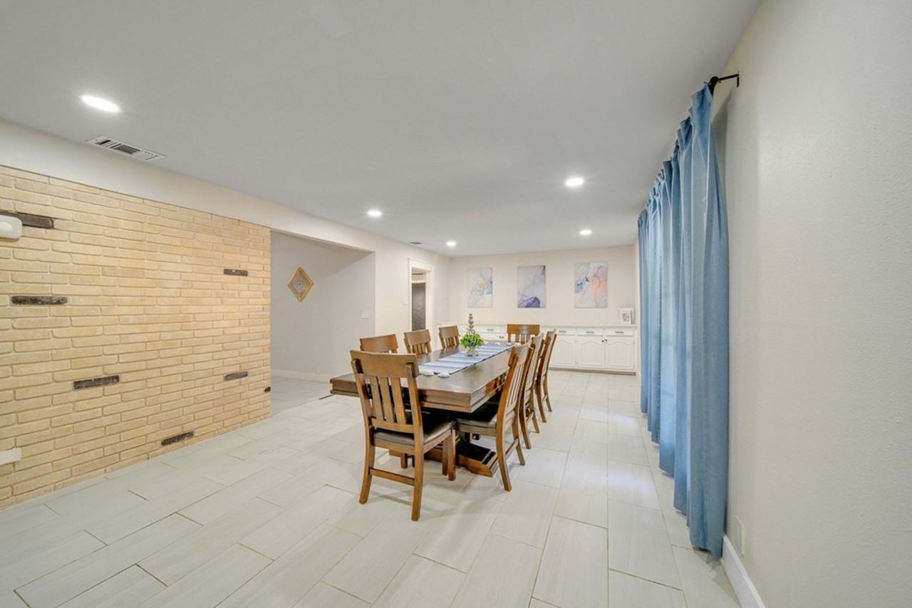 605 605 Squires - Photo 7 of 50