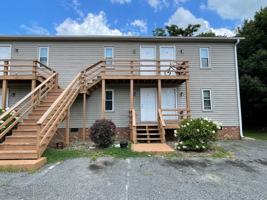 featured image of 445 City View St