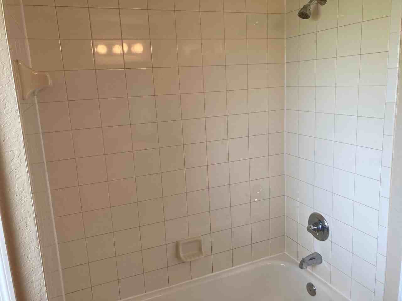 21 Locust Dr - Photo 4 of 28