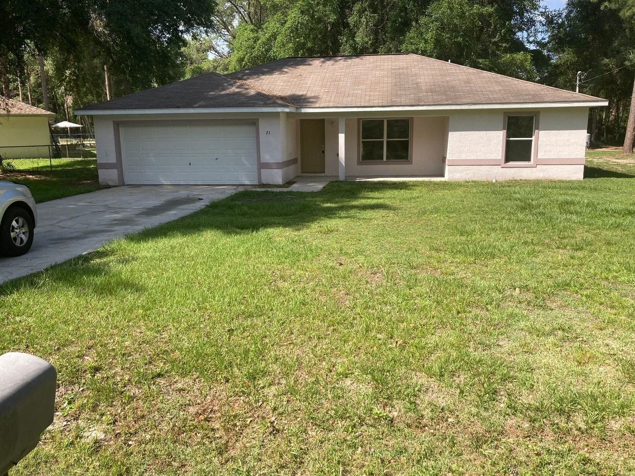 21 Locust Dr - Photo 2 of 28