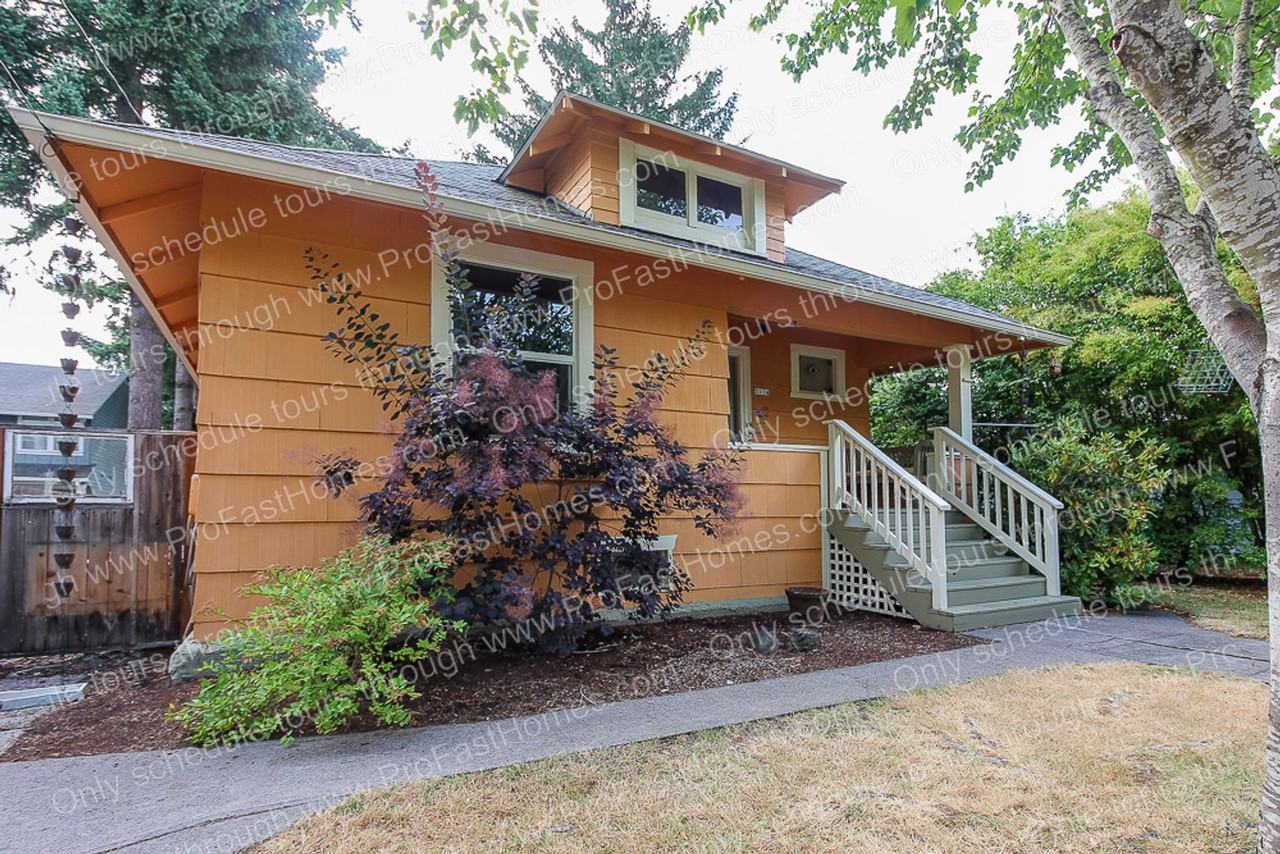 5114 Se 58th Ave - Photo 2 of 25