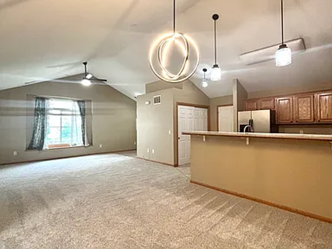1832 N 176th Ct - Photo 3 of 11