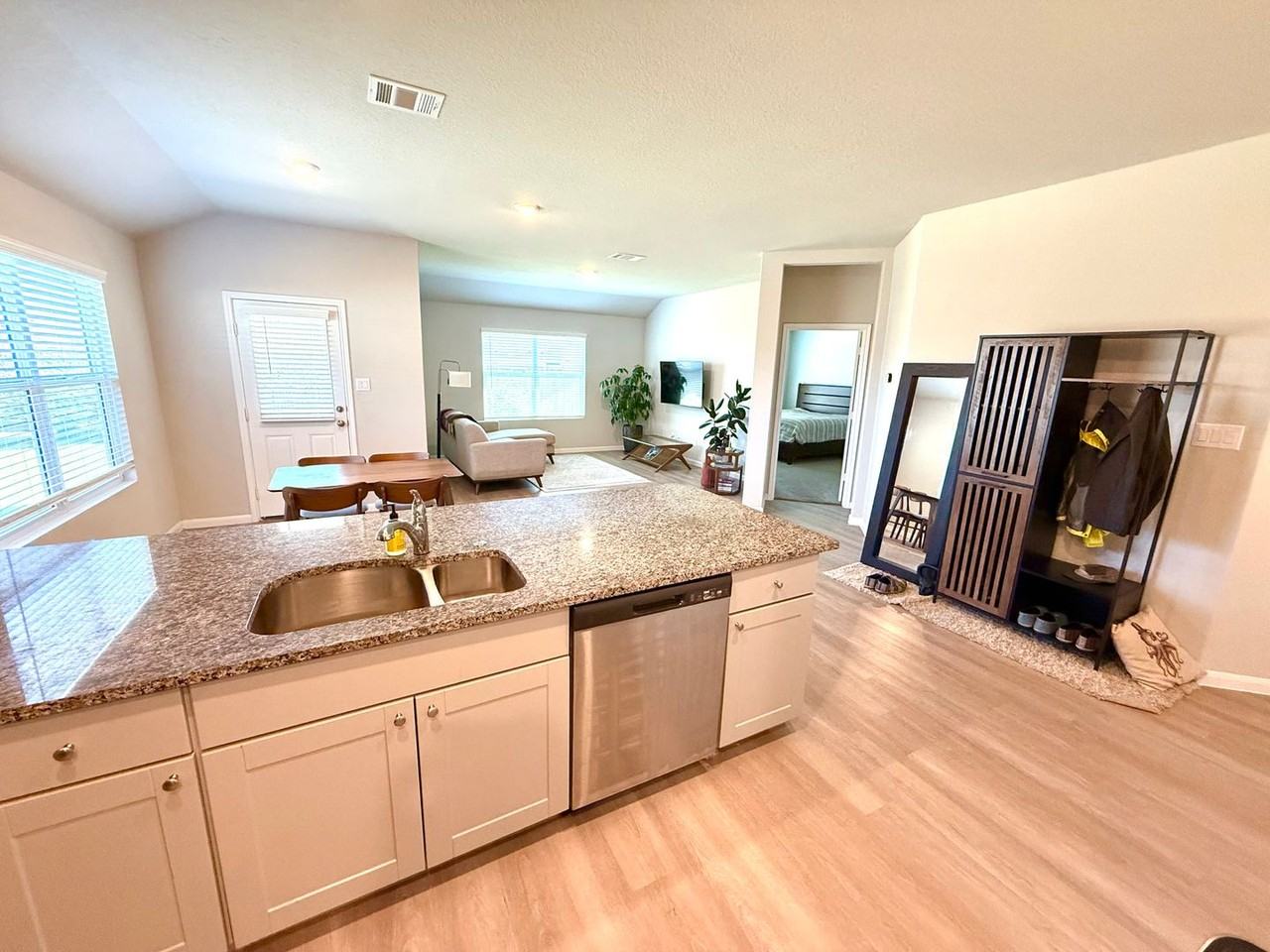7918 Dovers Den - Photo 6 of 30