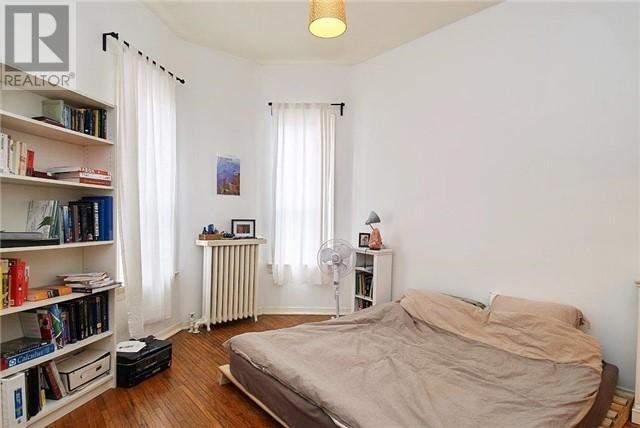 Spadina Ave. & College St - Photo 5 of 12