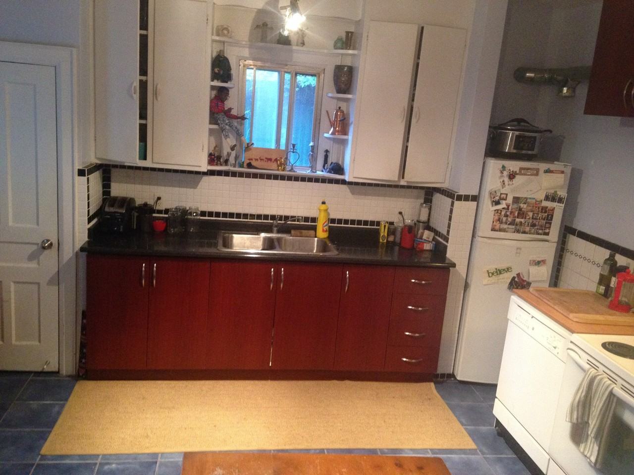 Spadina Ave. & College St - Photo 3 of 12