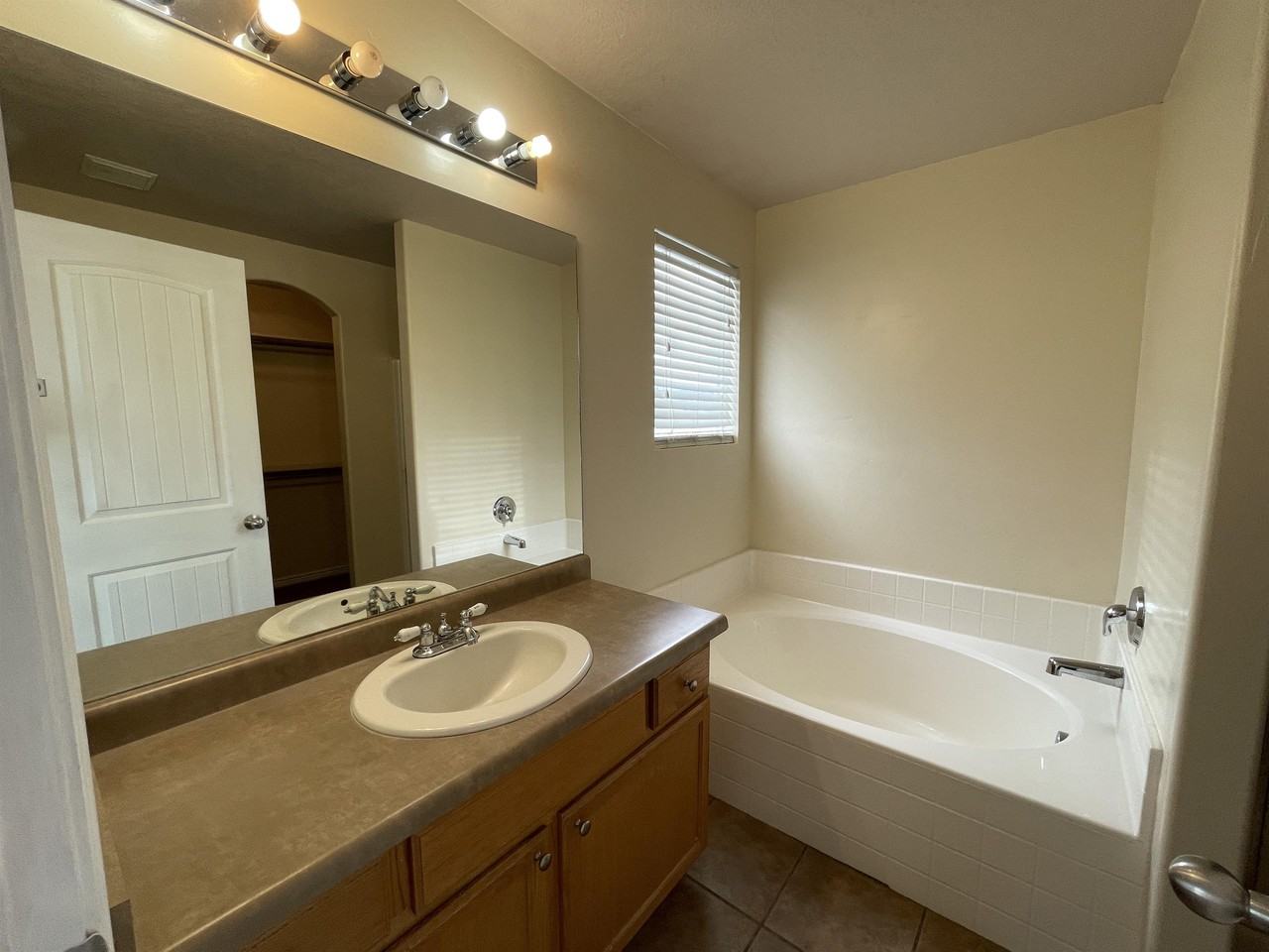 8761 Ws #1 - Photo 5 of 24