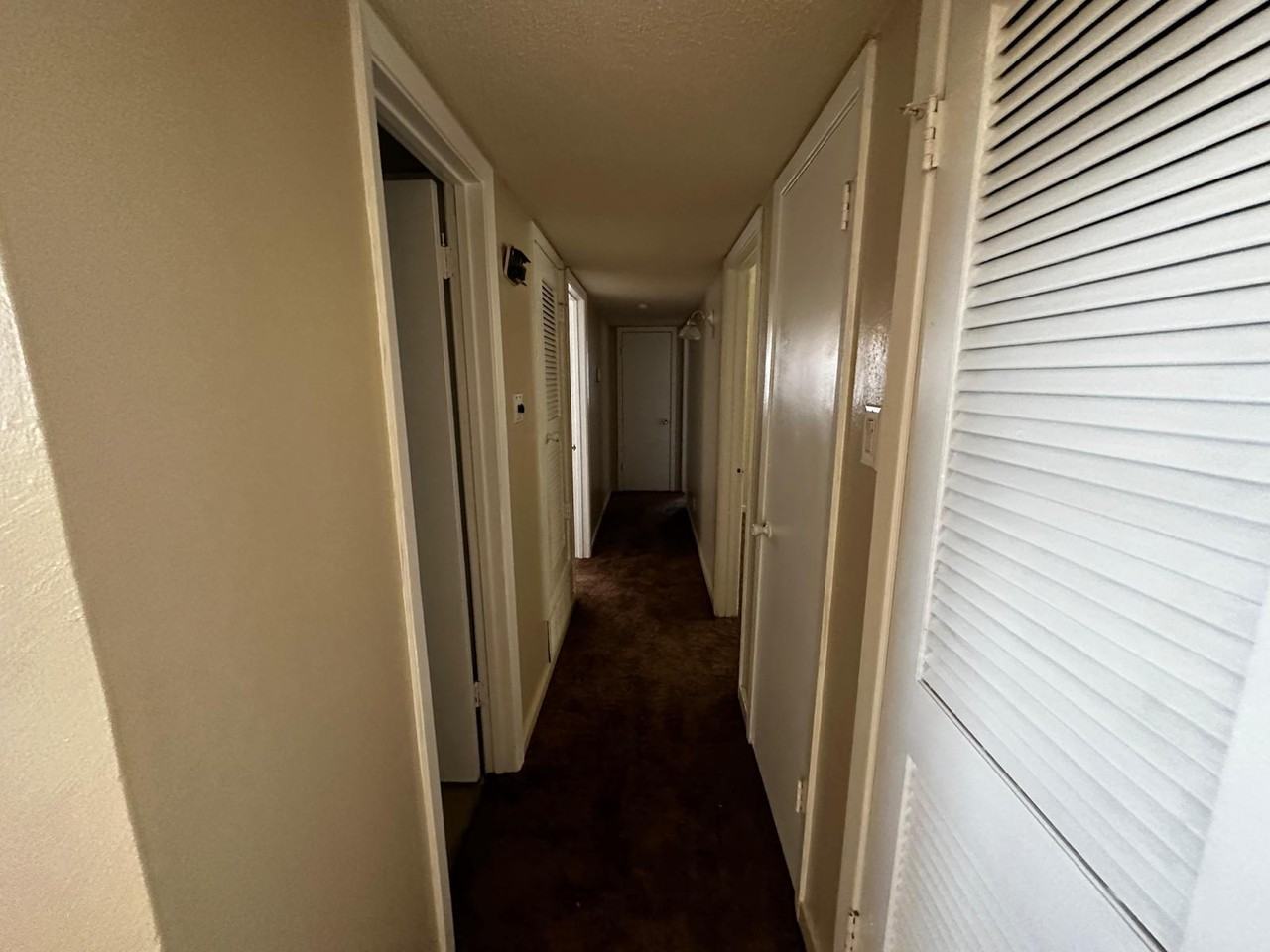 10084 Kenworthy Street - Photo 2 of 11