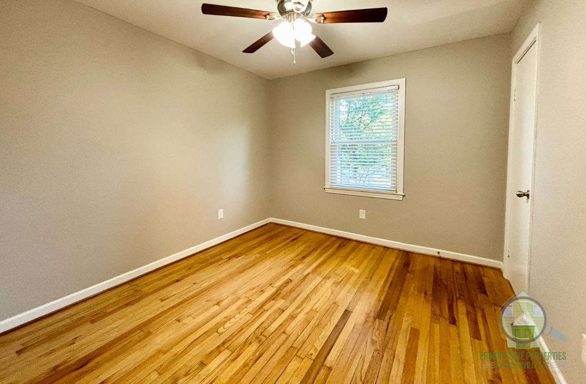 802 Hampton Ave #A - Photo 4 of 12