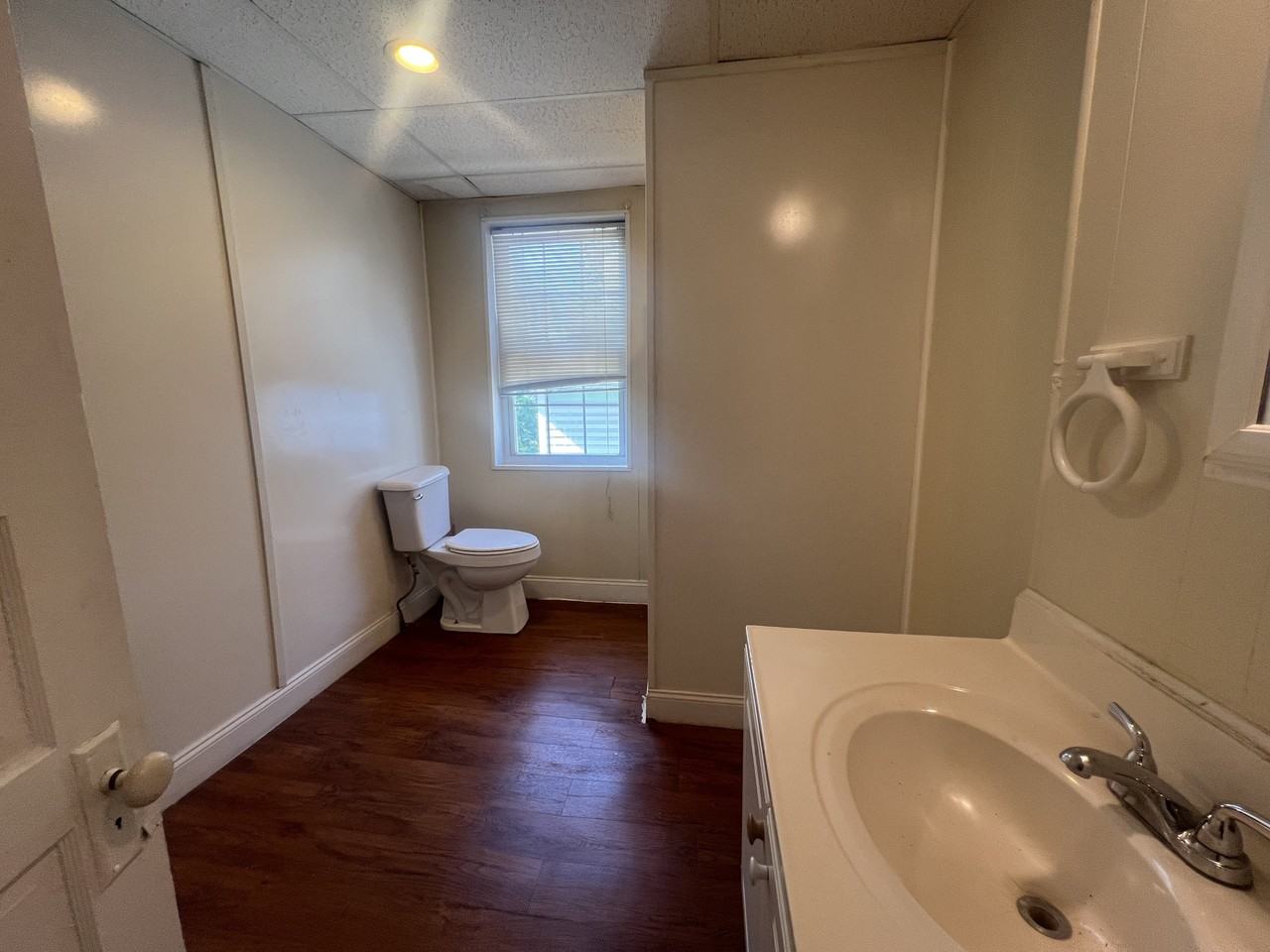 382 Forest Ave #14713520 - Photo 3 of 14