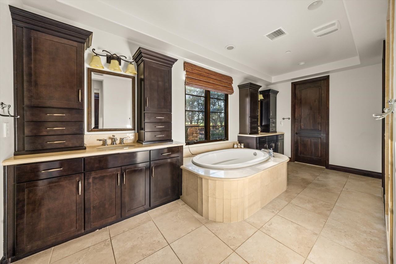 347 Island Oak Ln - Photo 6 of 29