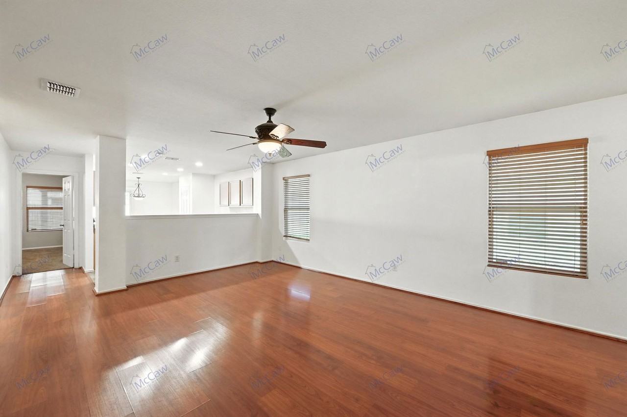 10512 Flagstaff Run - Photo 2 of 21