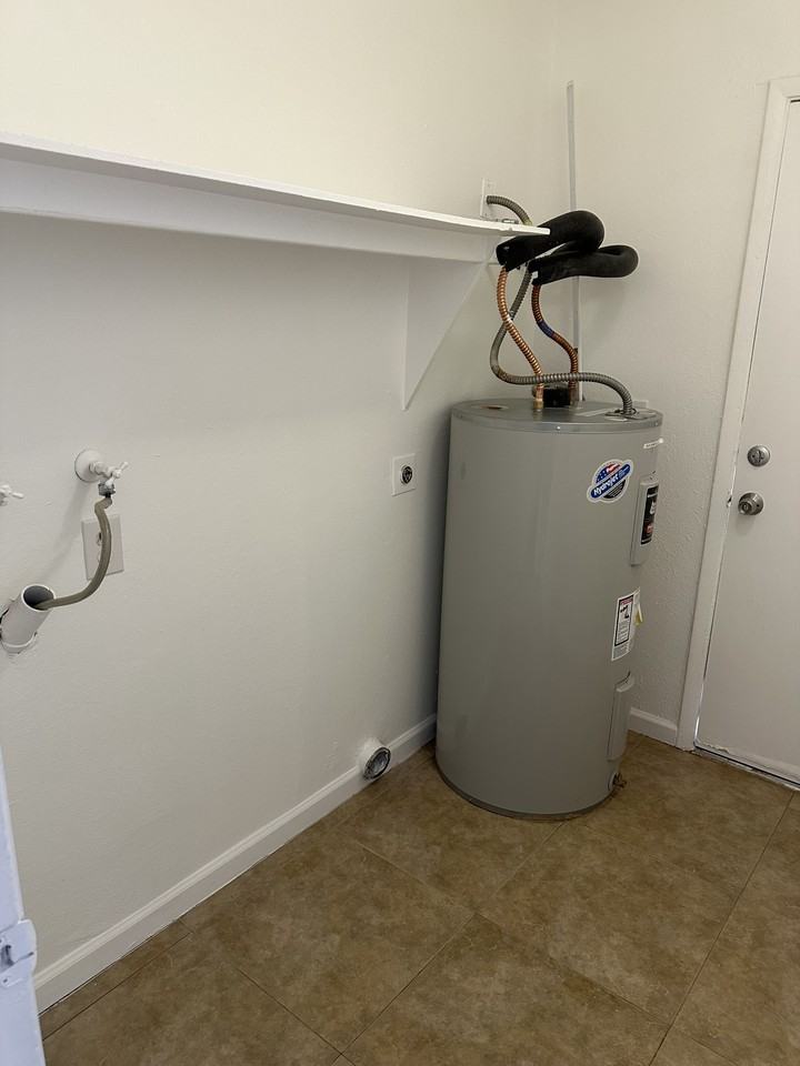10585 W Arica Rd #1 - Photo 5 of 15