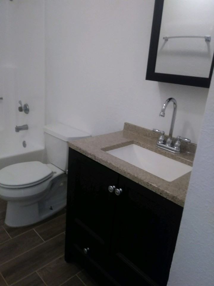 219 E 1st Ave - Photo 3 of 13