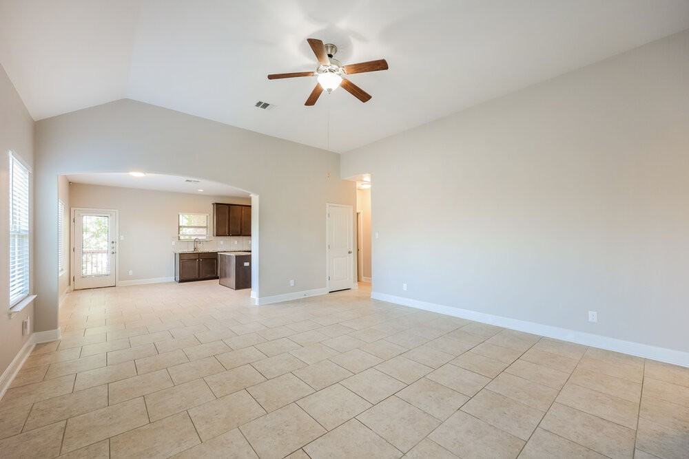 6703 Prescott Dm - Photo 4 of 16