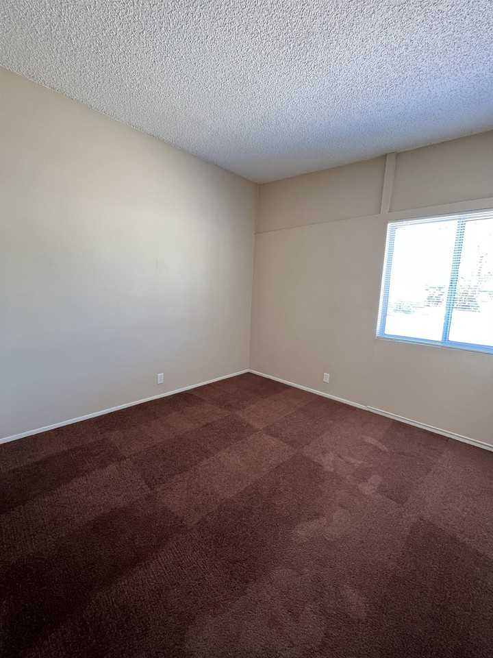 1880 Caballero Way - Photo 2 of 37