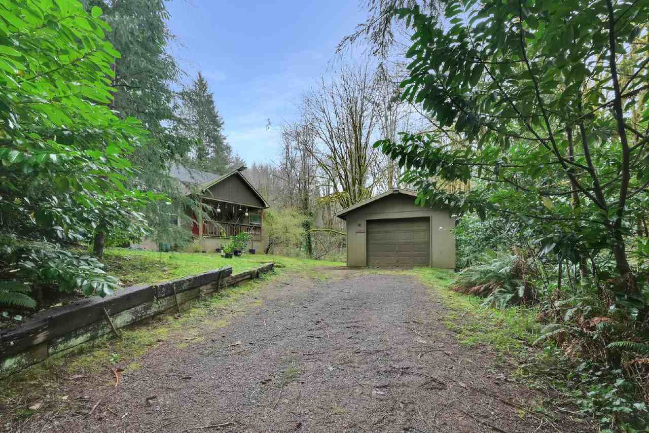 12865 Village Rd - Photo 2 of 18