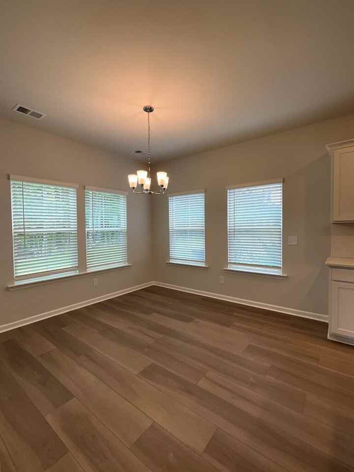 69 Woodbury Ln - Photo 3 of 29