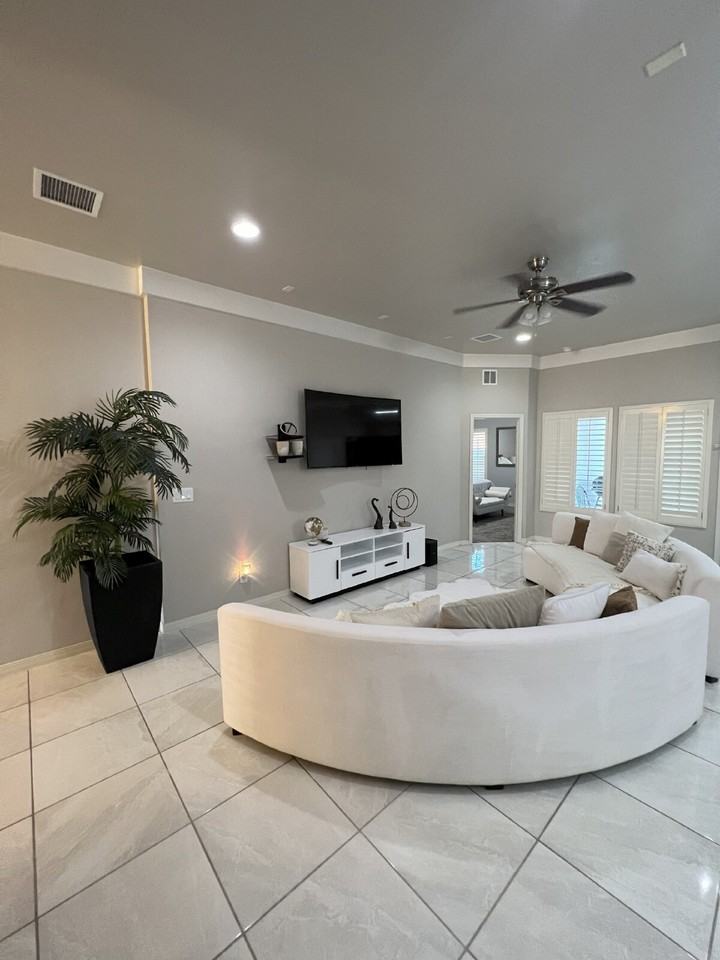 14258 Loma Esmeralda Drive - Photo 4 of 18