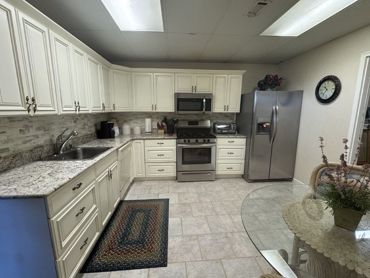 3345 Wilkerson Dr - Photo 4 of 10