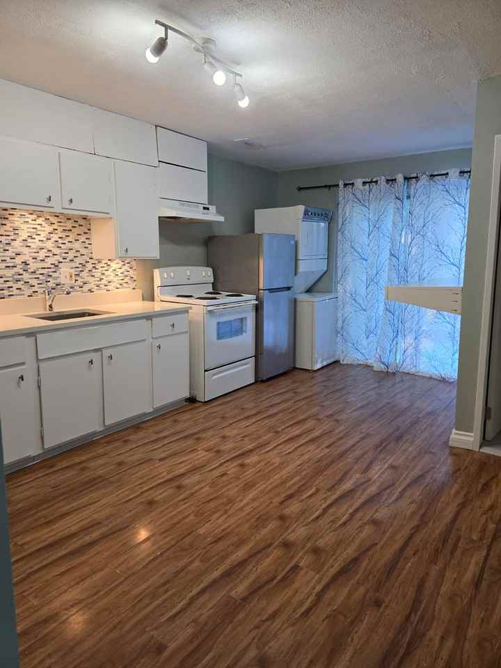 8247 Sheaves Road - Photo 3 of 9