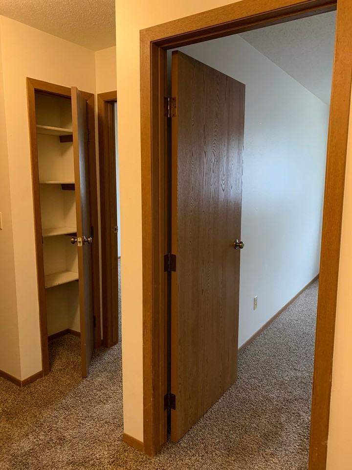 Lyncrest Apartments - Photo 7 of 13