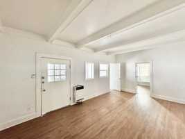 featured image of 617 S Soto St #1