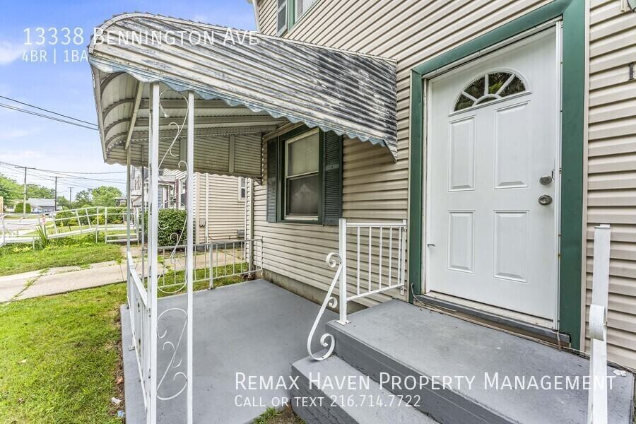 13338 Bennington Ave - Photo 3 of 29