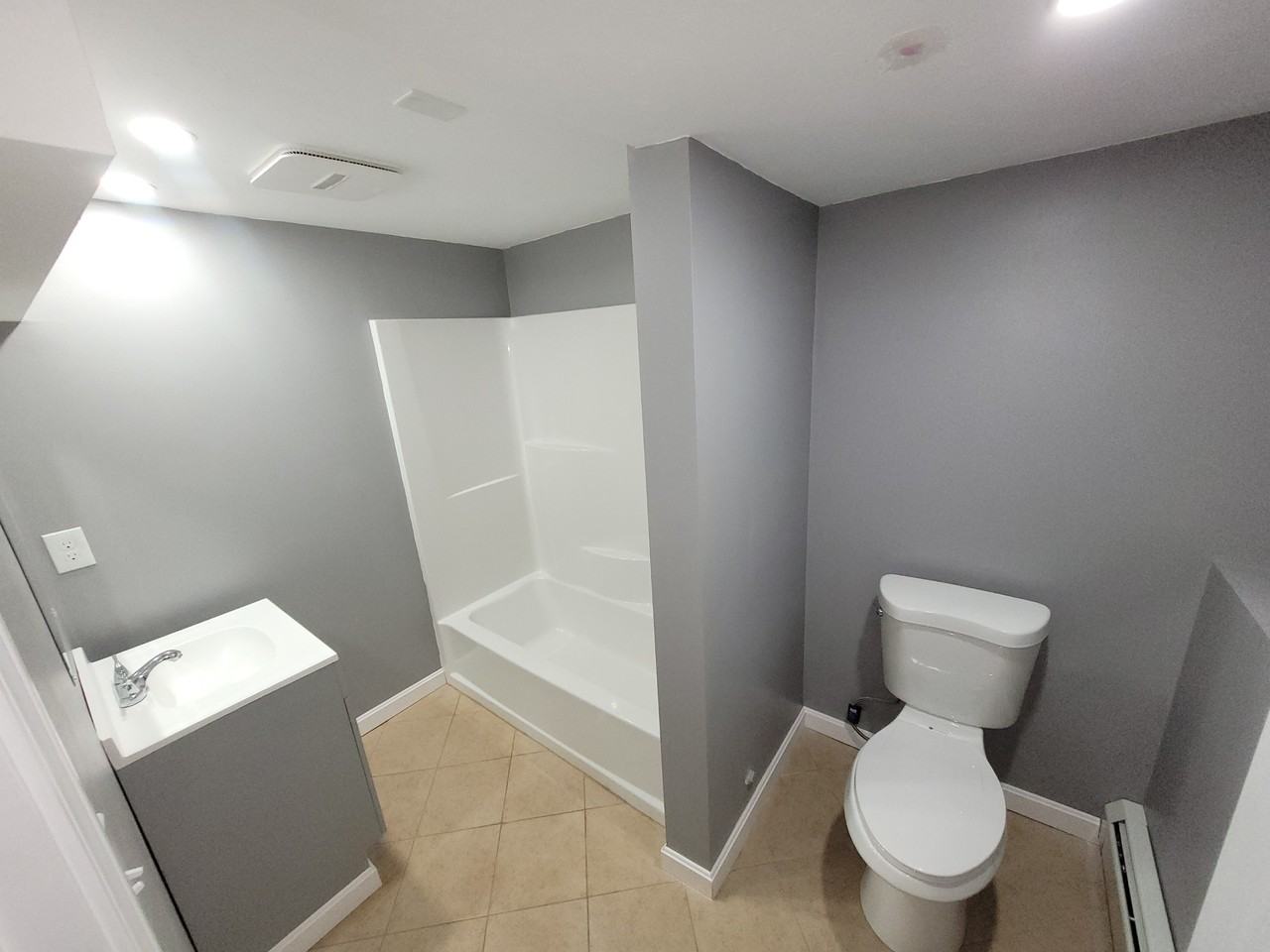 28 Goddard St #1 - Photo 4 of 4