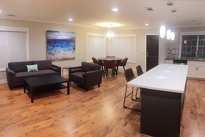 218 Bradford Drive - Photo 3 of 22