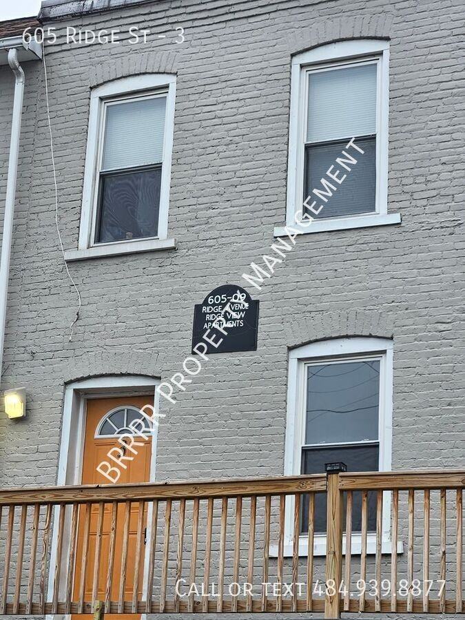 605 Ridge St #3 - Photo 2 of 20