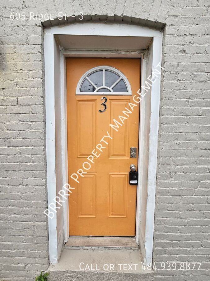 605 Ridge St #3 - Photo 3 of 20