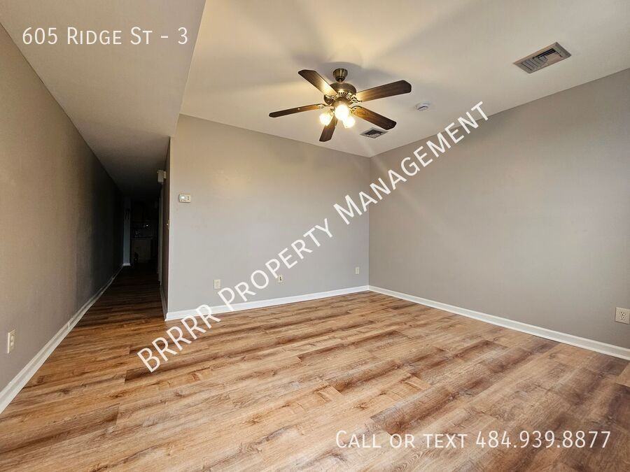 605 Ridge St #3 - Photo 4 of 20