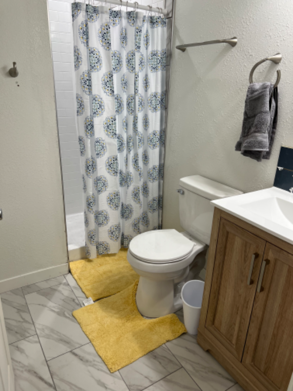 690 Cambridge Dr - Photo 5 of 13