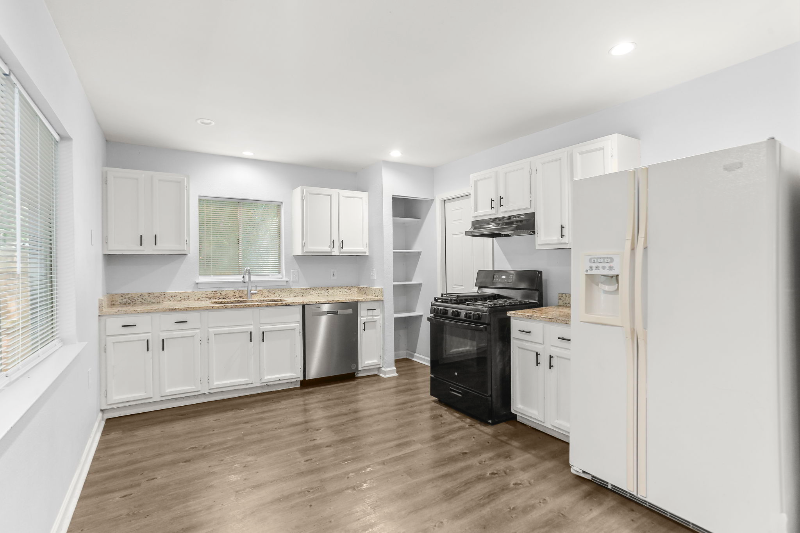 121 Meadow Hill - Photo 5 of 17