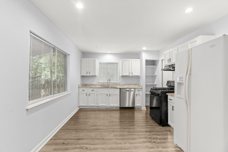 121 Meadow Hill - Photo 6 of 17