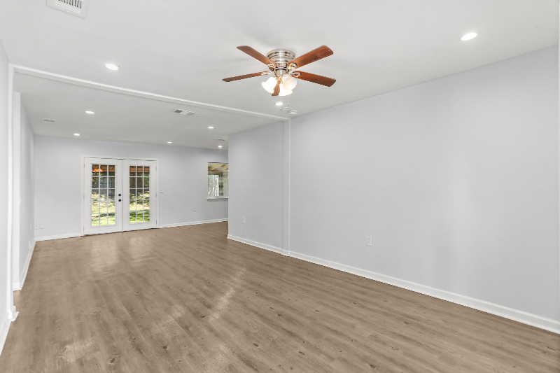 121 Meadow Hill - Photo 7 of 17