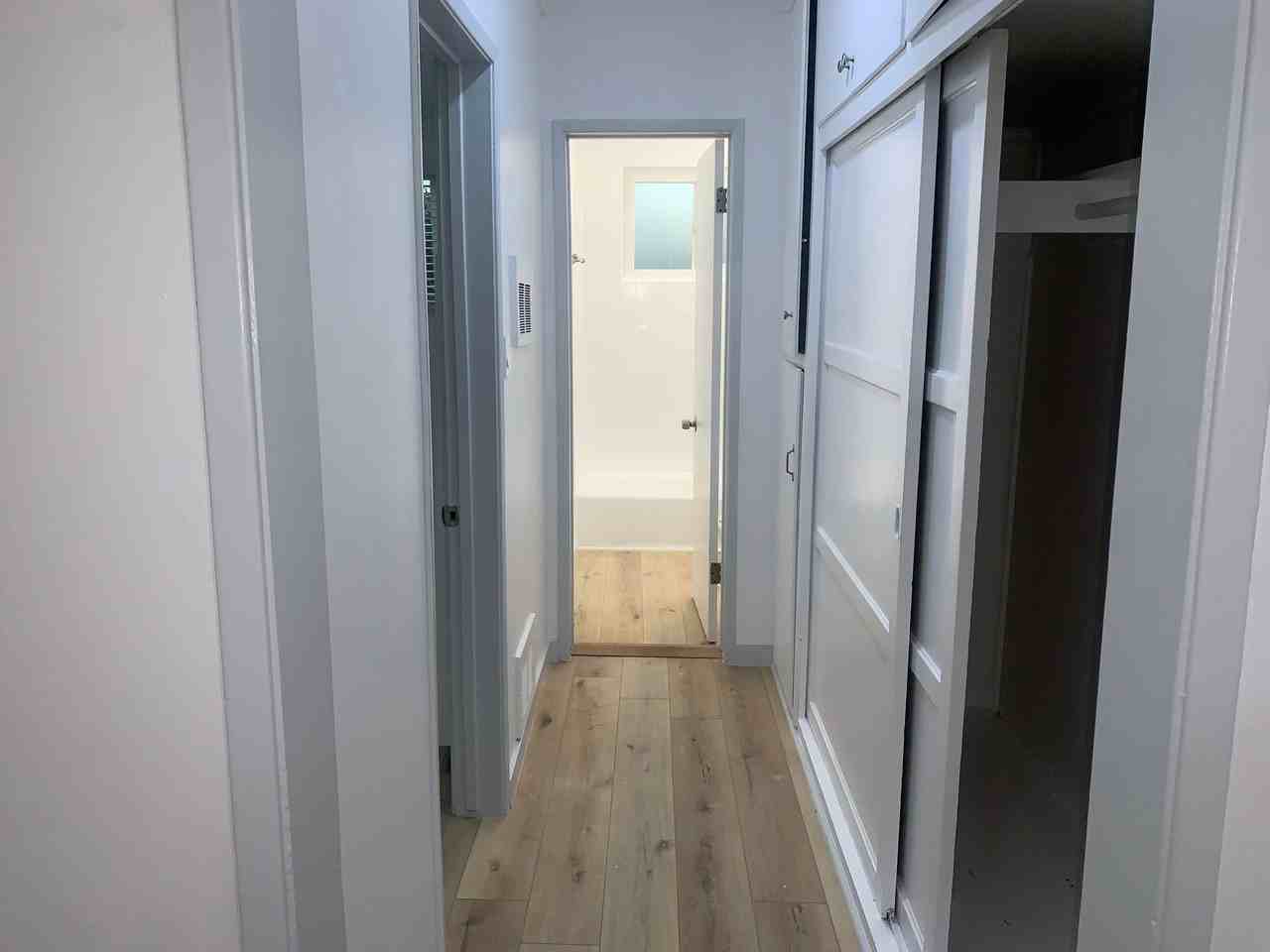 4916 Hazeltine Ave #04 - Photo 2 of 17