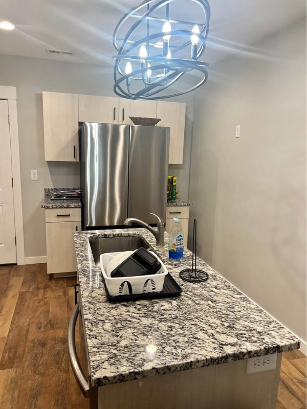 418 W 18th St - Photo 2 of 8