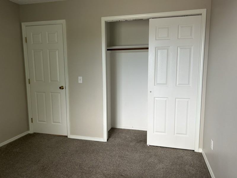 1501 Coolcrest Dr - Photo 6 of 6