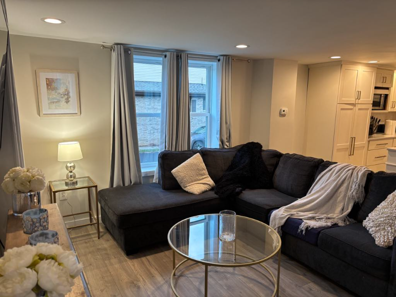 522 Clark St - Photo 2 of 16