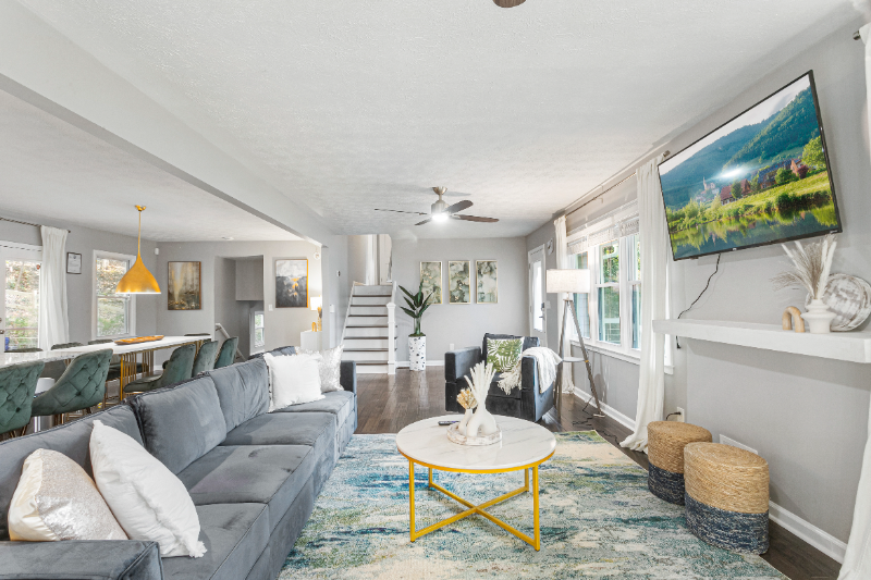 3024 Antler Trl - Photo 2 of 20