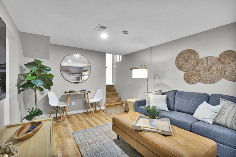 1319 South Lincoln Street - Photo 2 of 19