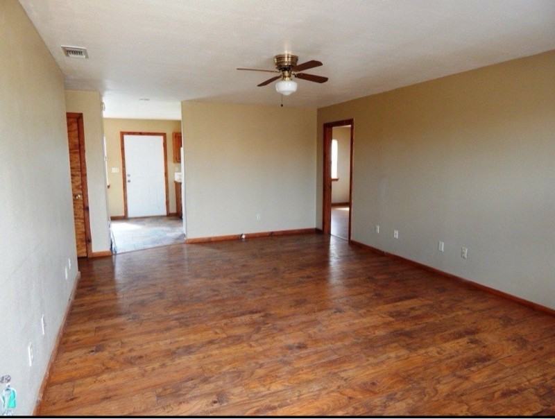 3 Sunset Cir - Photo 2 of 5