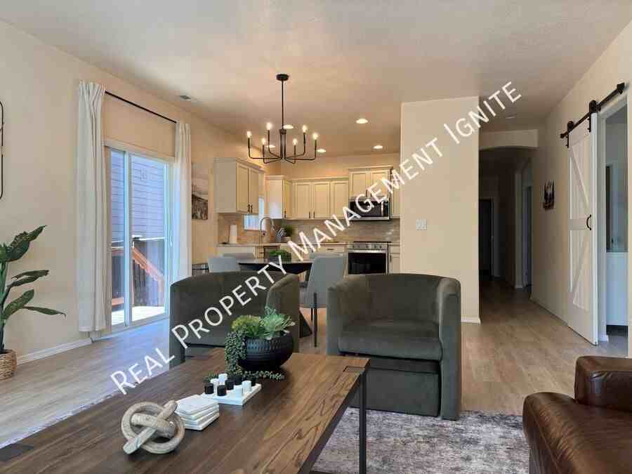 61203 Snowbrush Drive - Photo 6 of 20