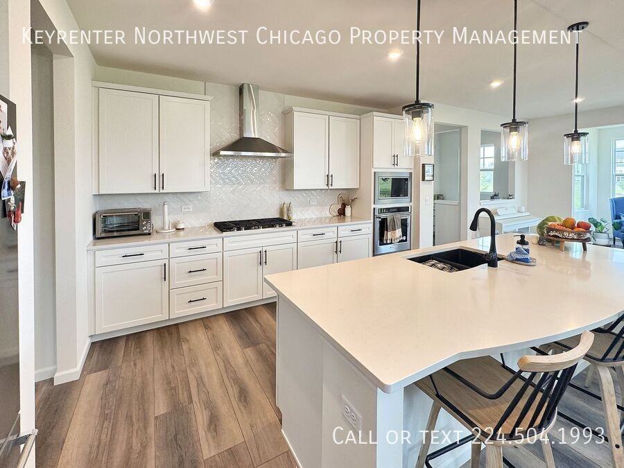 12503 Eileen St - Photo 2 of 33
