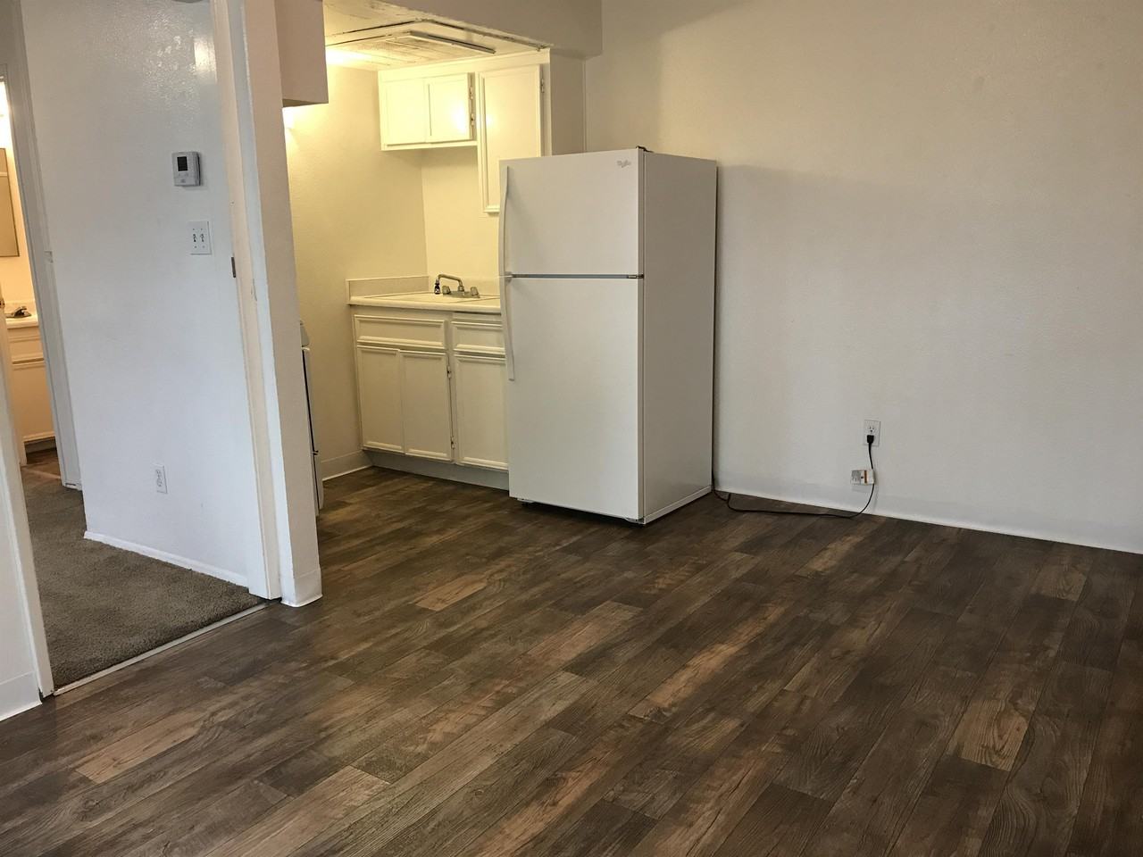 621 15th Street - Photo 3 of 16