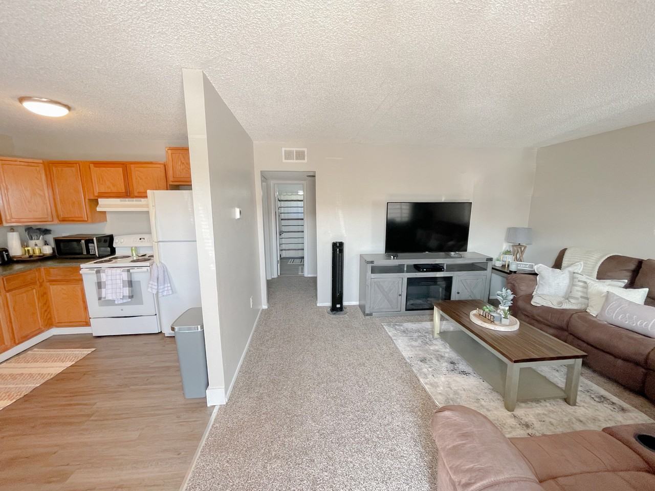 334 S Archdale Dr. - Photo 4 of 7